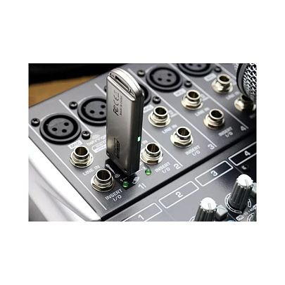 Behringer ULM202USB